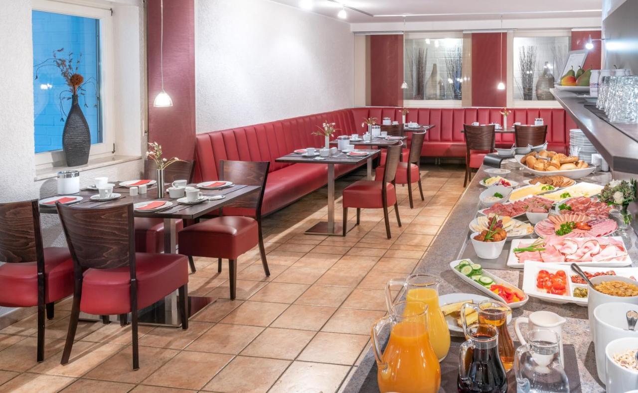 Hotel Zur Krone Meerbusch Exteriör bild